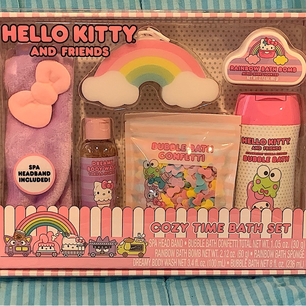 Hello Kitty Bath/Spa set